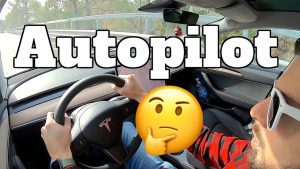 Rumbo-a-la-Conduccion-Autonoma-Total-El-Futuro-de-Tesla