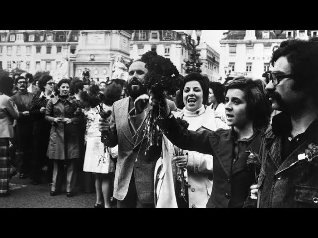 La-Revolucion-del-25-de-Abril-en-Portugal-Fin-de-la-Dictadura-4
