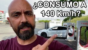 Model-3-y-la-Conduccion-Diaria-Comodidad-y-Eficiencia