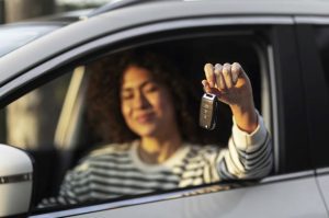 A quién le conviene alquilar un coche a largo plazo